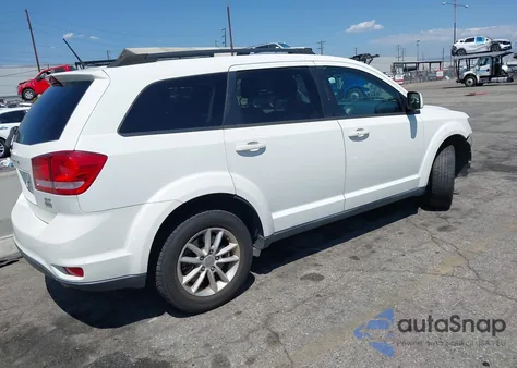 2015 Dodge Journey Sxt z USA, uszkodzony, nr VIN 3C4PDCBGXFT755196